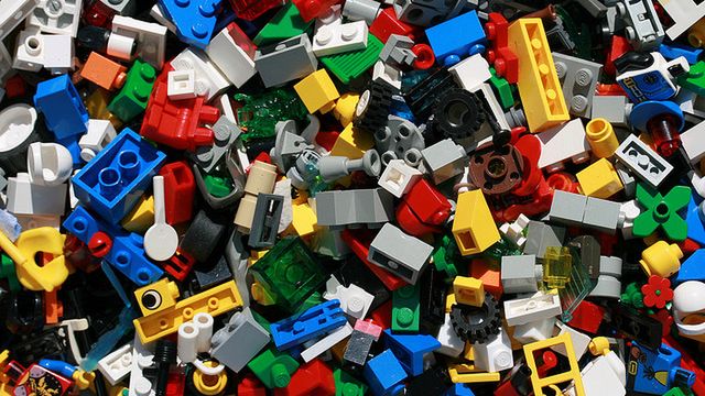 Hardkorowe budowanie z LEGO. Ile mierzy najwyższa konstrukcja z klocków? [wideo] 1