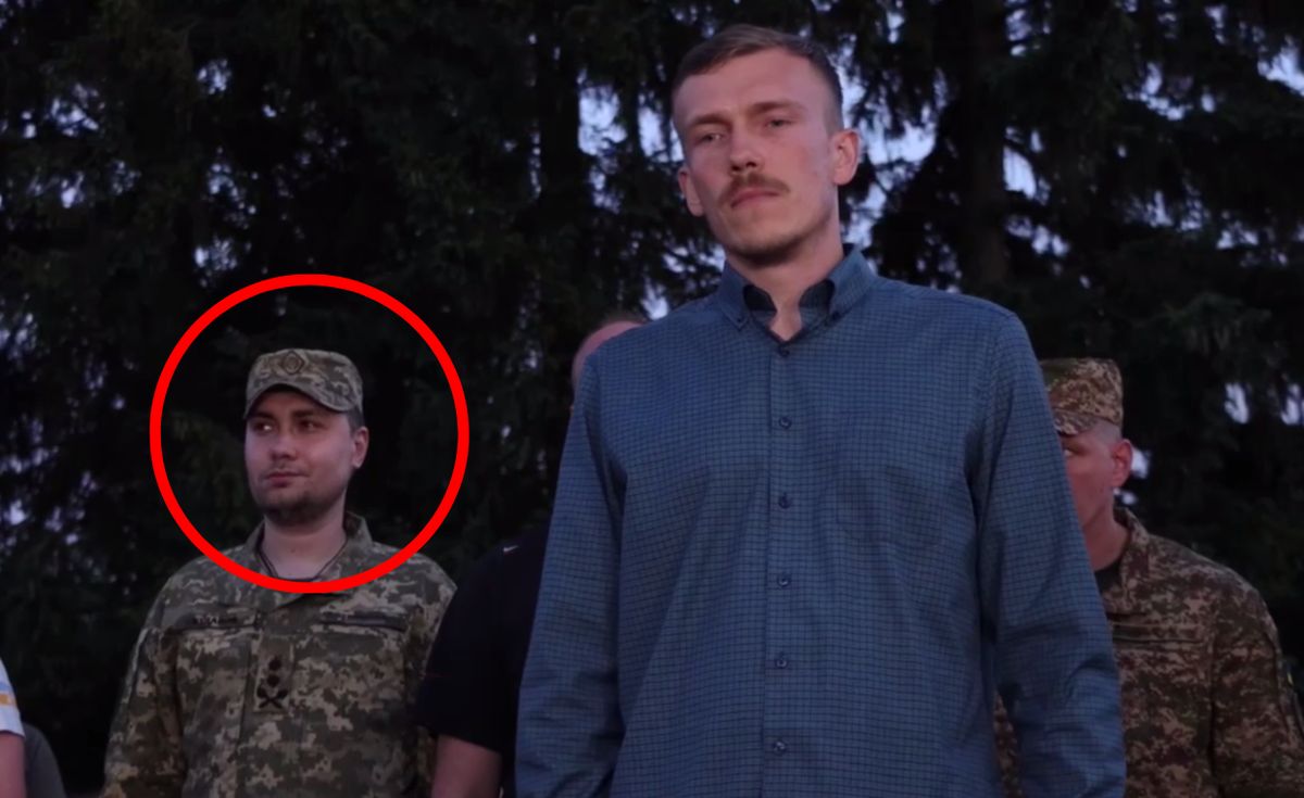 W chwili, kiedy Denys Prokopenko zadeklarował, że jego żołnierze na pewno będą "mieć swój głos w bitwie", na twarzy Kyryło Budanowa pojawił się uśmiech - zwracają uwagę ukraińskie kanały Telegram