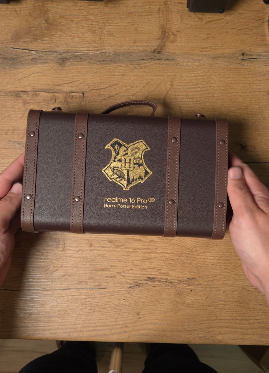 realme 16 Pro 5G Harry Potter Edition