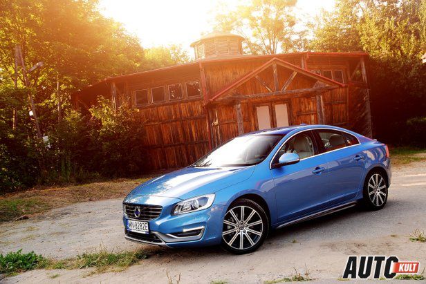 Volvo S60 T6 Summum AWD FL - 4000 powodów [pierwsza jazda autokult.pl]