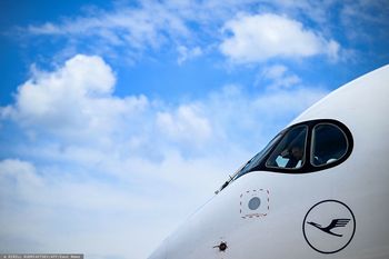 A jednak problemy z paliwem. We Frankfurcie Lufthansa tankuje na zapas