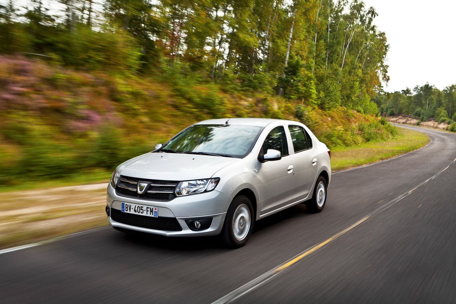 Dacia Logan, Sandero, Sandero Stepway