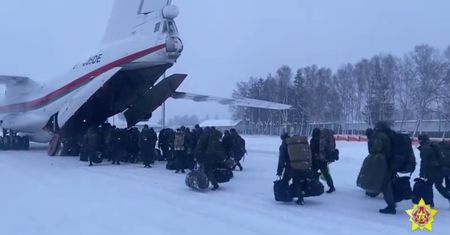 Białoruscy żołnierze wylecieli do Rosji. Szkolenie związane z Ukrainą