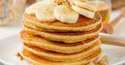 Na śniadanie robię szybkie placuszki bez mąki. Dzieciaki chętnie biorą je do szkoły