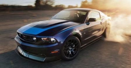 Vaughn Gittin Jr. & Ford Mustang RTR