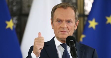 Migranci przy polskiej granicy. Tusk apeluje do rządu i proponuje rozwiązanie