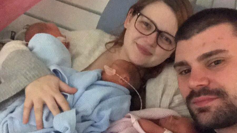 Kobieta urodziła trojaczki