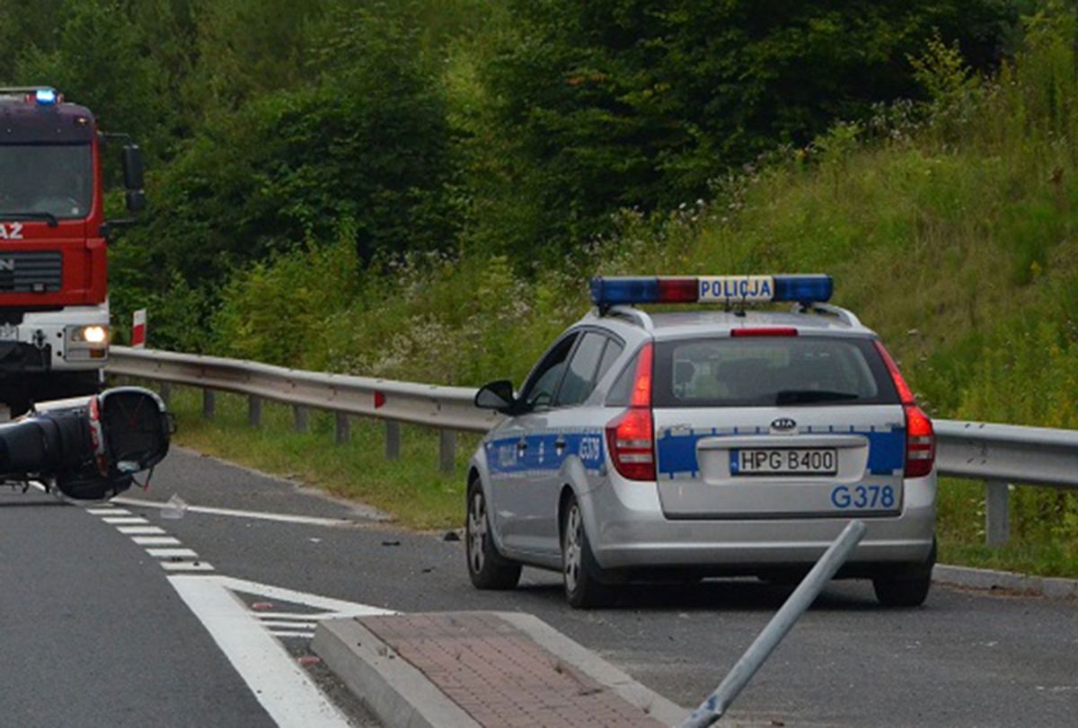 Zembrzyce. Tragiczny wypadek w Beskidach. Nagle skuter zjechał w bok (zdj. ilustracyjne)