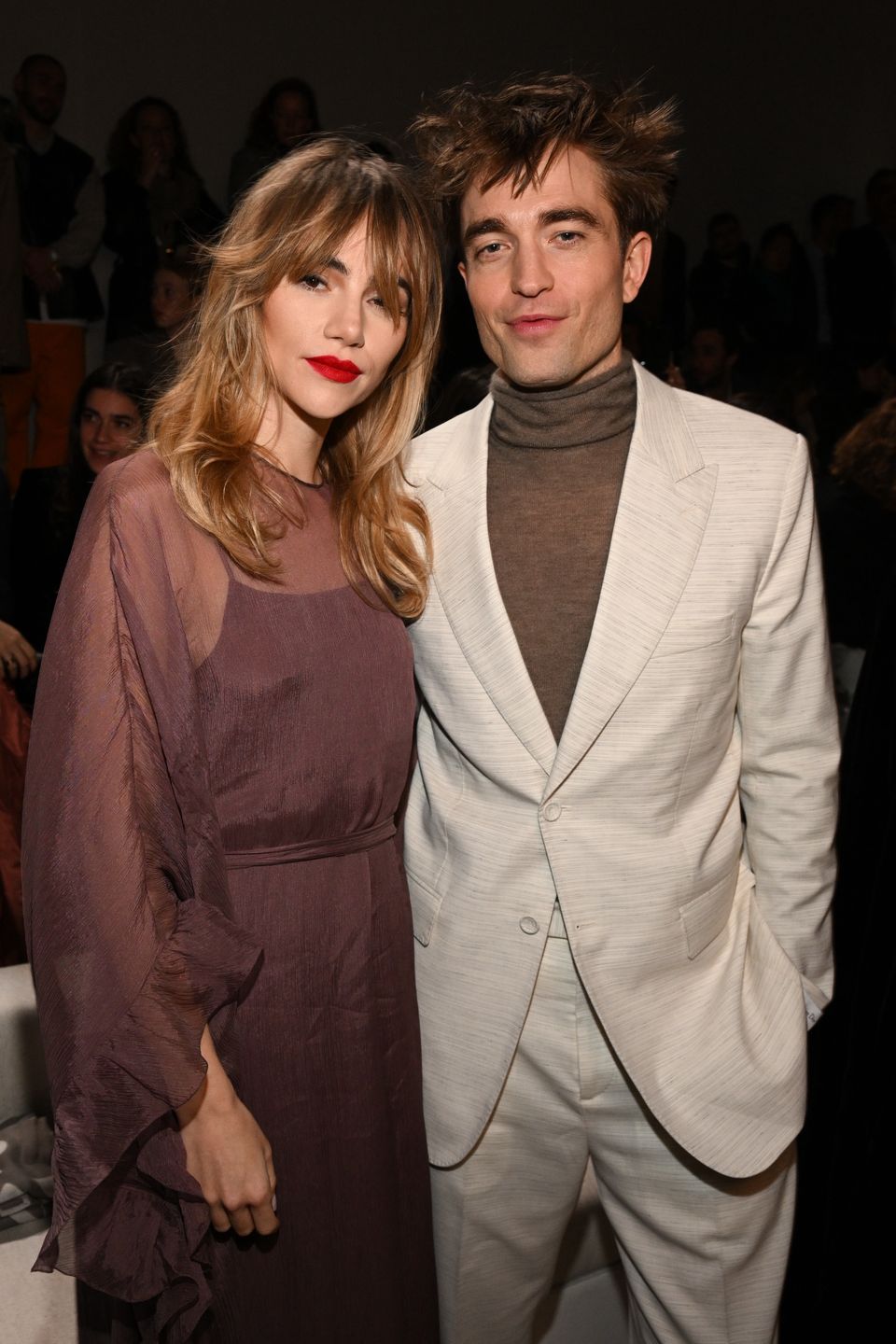 Robert Pattinson i Suki Waterhouse DEBIUTUJĄ na ściance jako para!