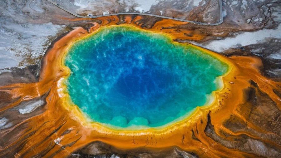 Grand Prismatic Spring w Parku Narodowym Yellowstone