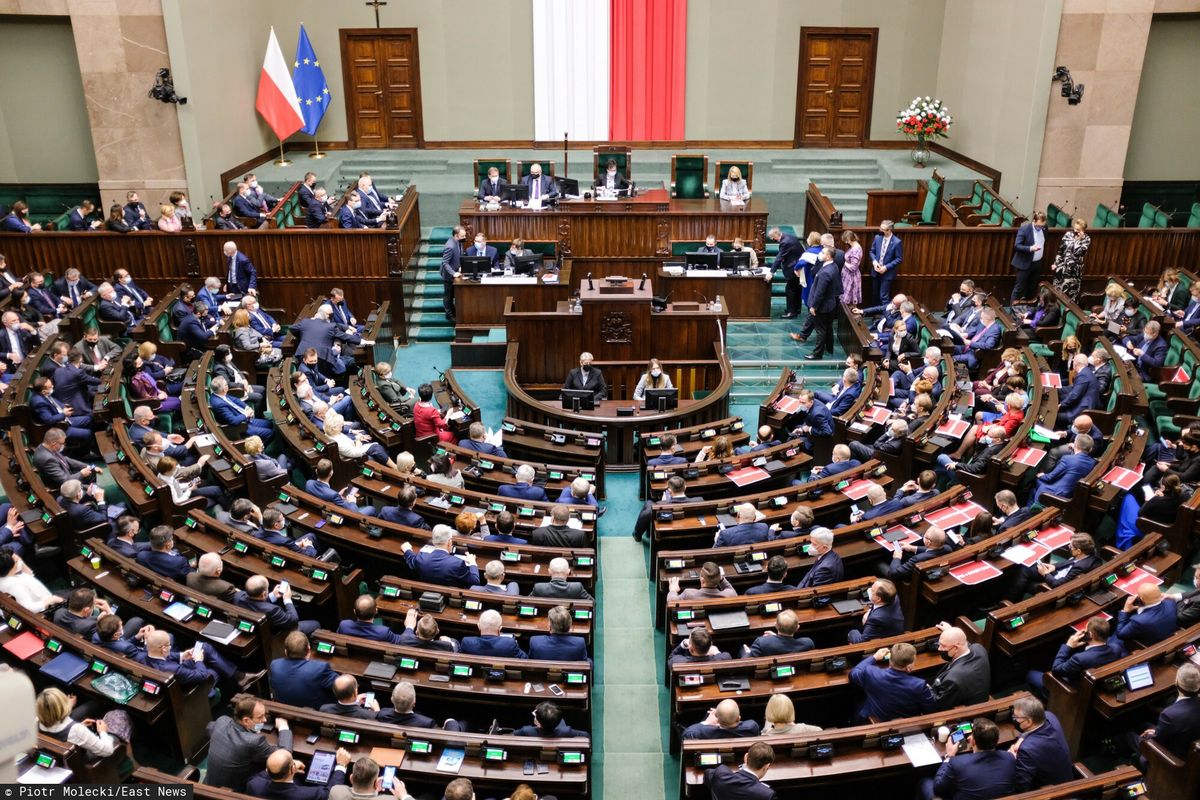 Sejm zdecydował. Specustawa o pomocy obywatelom Ukrainy przyjęta. Zdjęcie ilustracyjne 