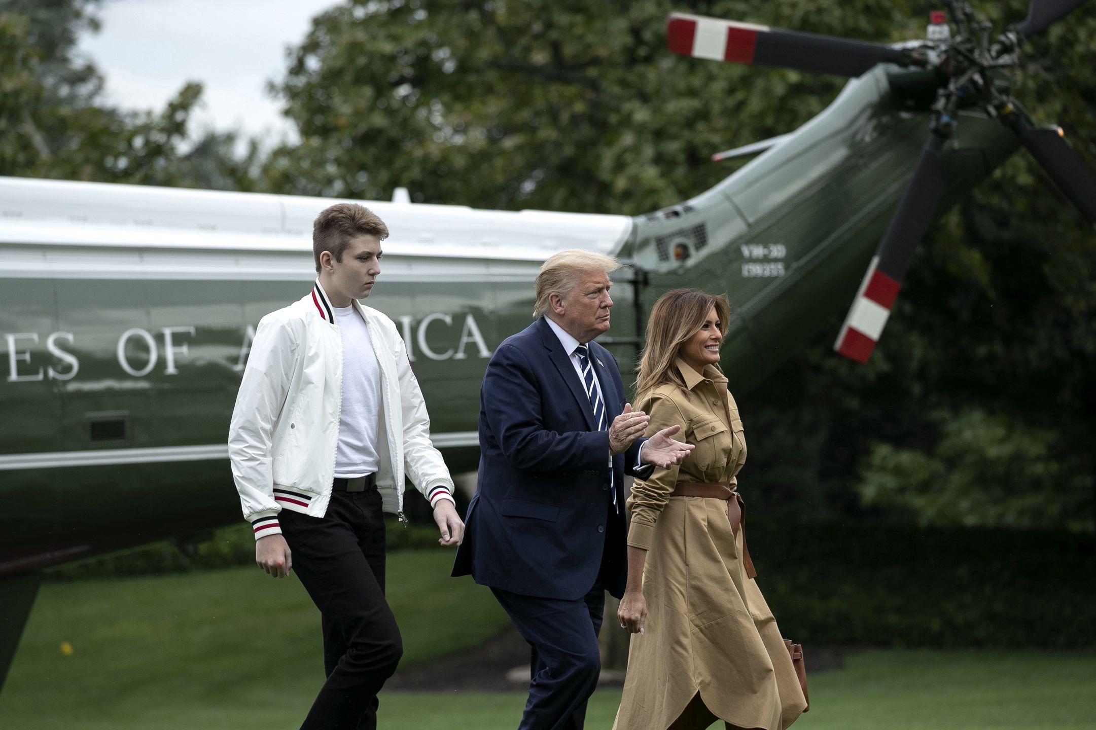 Barron Trump przerósł Donalda i Melanię