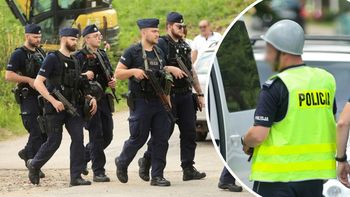 Obława w Starej Wsi. W sieci burza o sprzęt policji. "Na co dzień się tych hełmów nie stosuje"