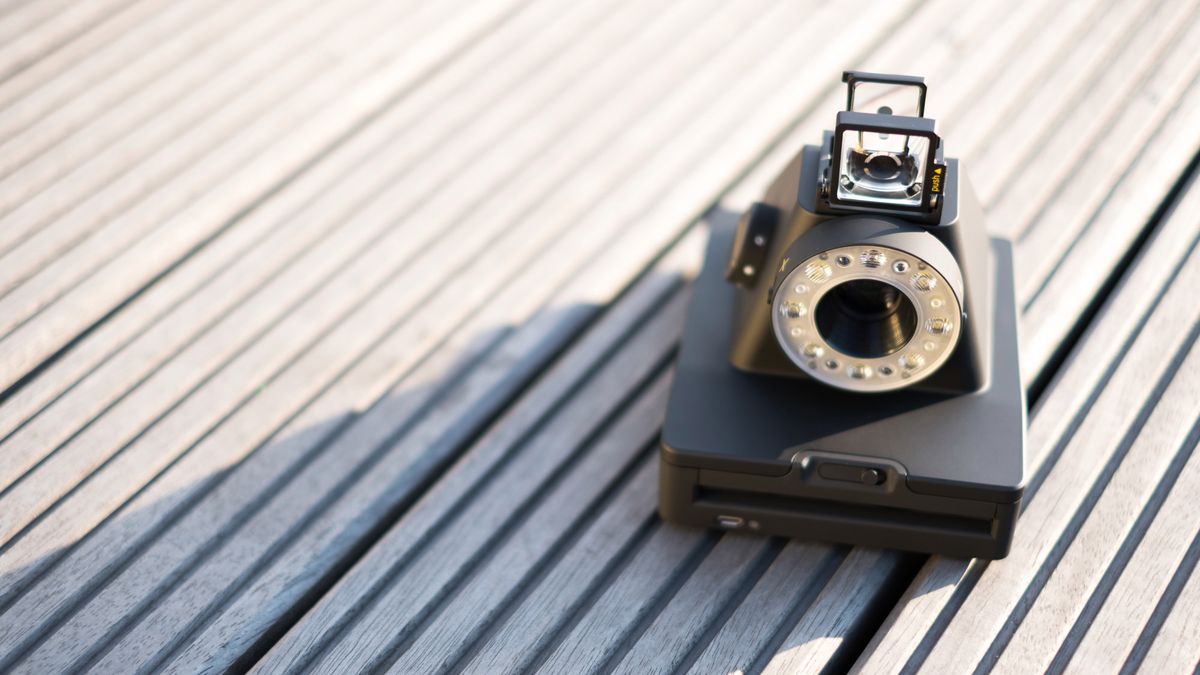 Impossible I-1 – czy współczesny Polaroid jest chociaż zbliżony do oryginałów? [test] 1