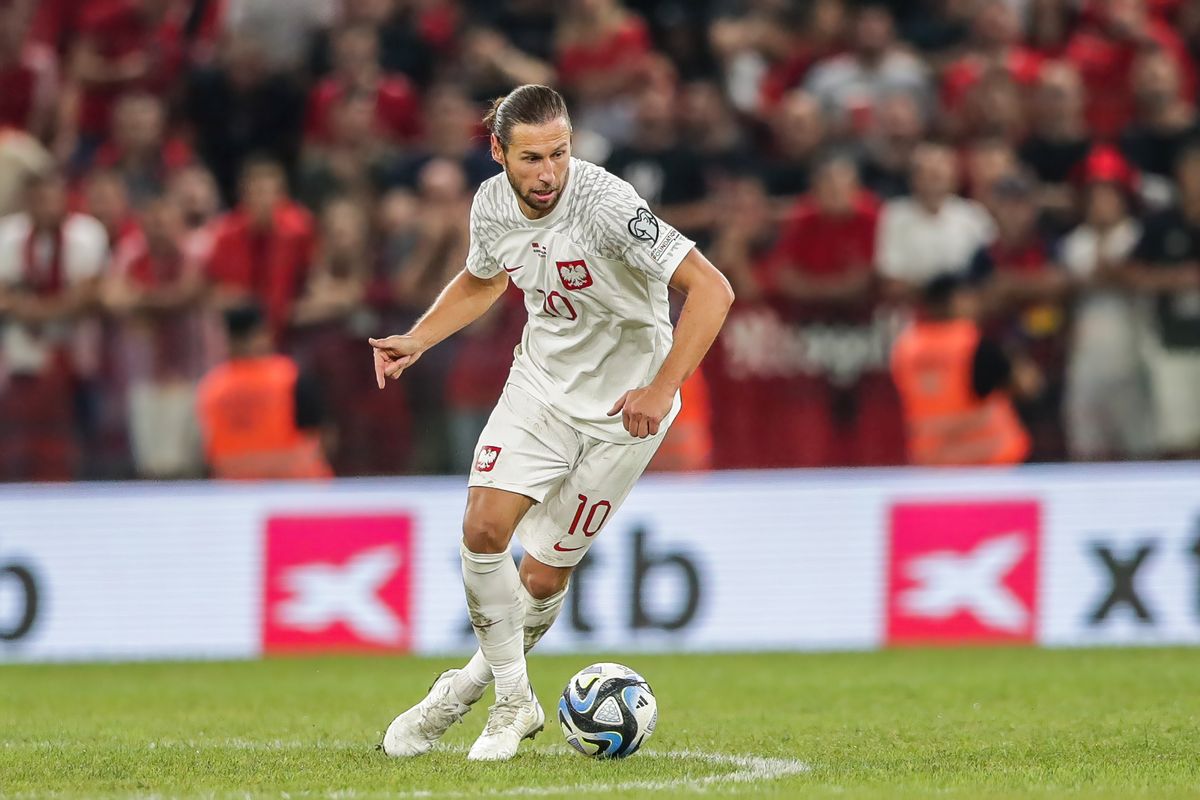 Grzegorz Krychowiak podczas meczu w Albanii, 10.09.2023