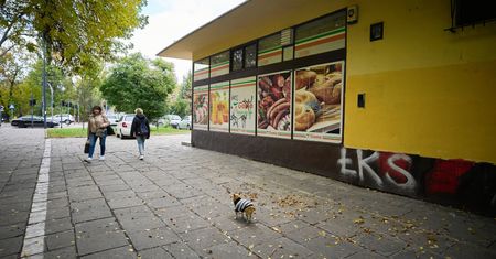 "Istniejemy od 100 lat". Znana sieć sklepów kończy działalność