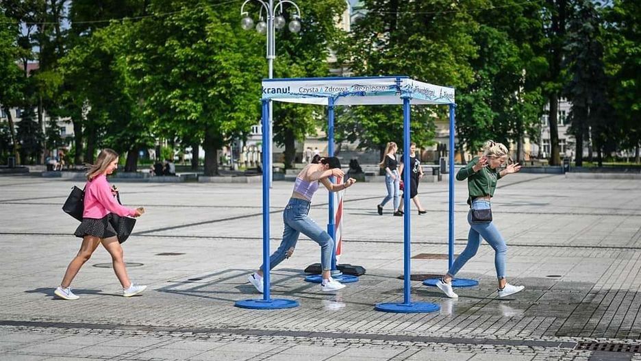 Częstochowa. wzorem innych miast w Częstochowie również stanęły kurtyny wodne.