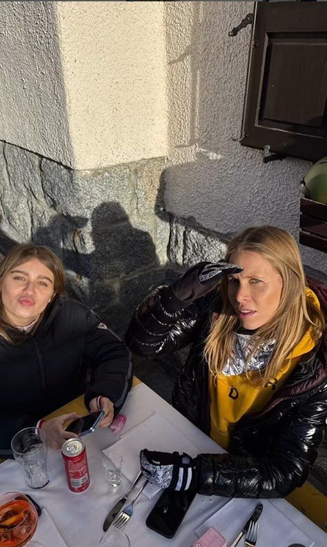 Oliwia Bieniuk z bliskimi