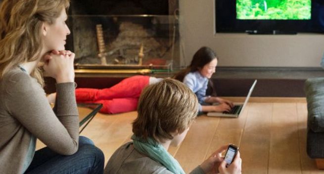 Nielsen: Co czwarte gospodarstwo w Polsce korzysta z płatnych treści streamingowych