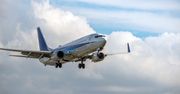 Kanada. Pilot "narysował" w powietrzu strzykawkę jako zachętę do szczepień