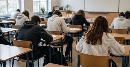 Wyniki egzaminu ósmoklasisty 2026 w powiecie pilskim. Sprawdzamy, które szkoły wypadły najlepiej