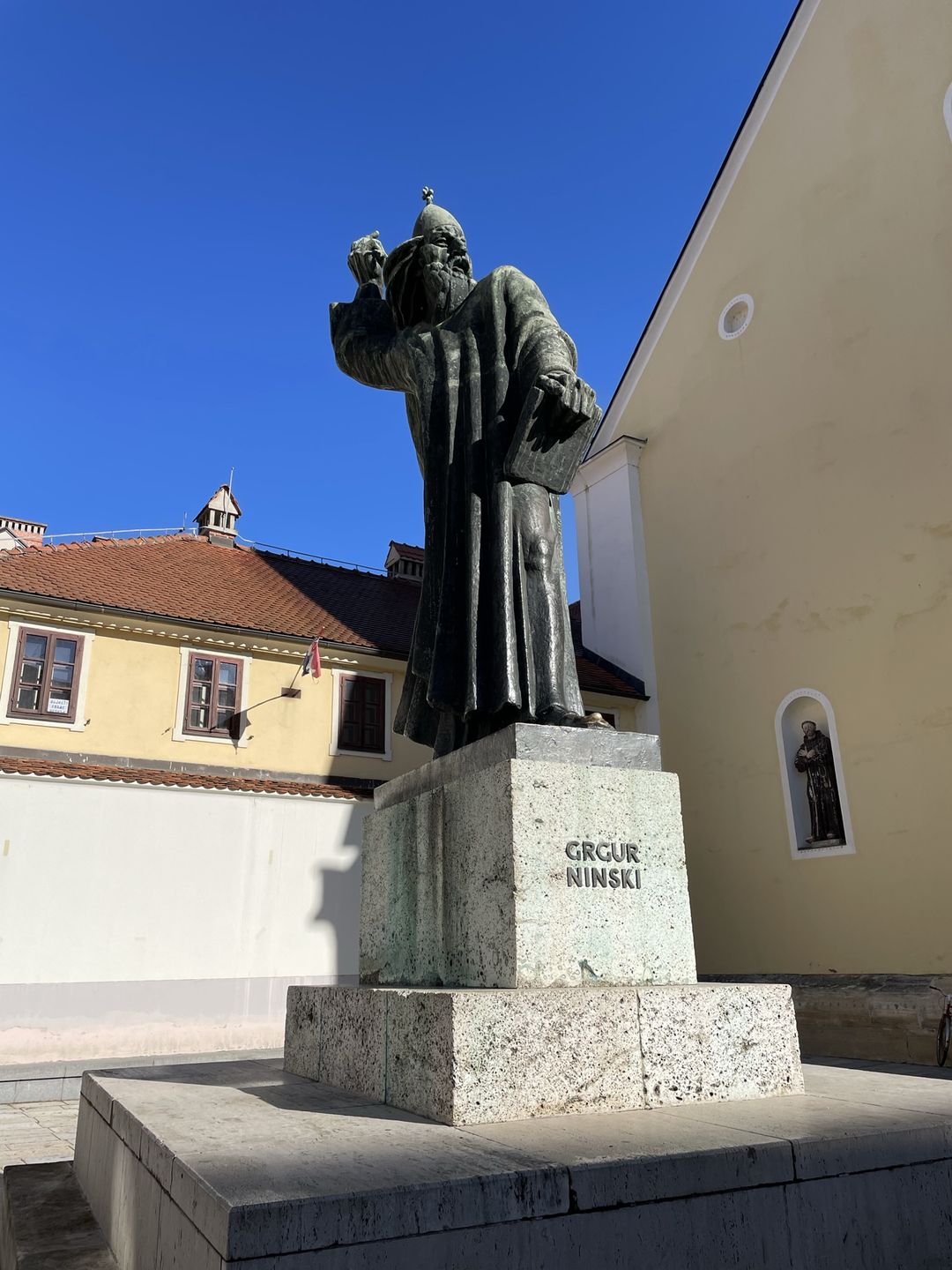 Pomnik Grgura Ninskiego 