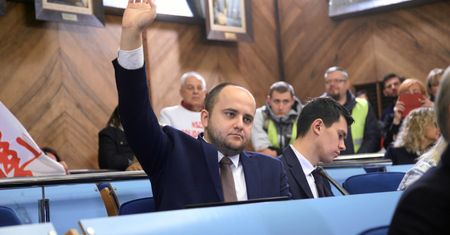 Dariusz Matecki w Lasach Państwowych. Wcześniej chciał "dezynfekować" ulice od LGBT