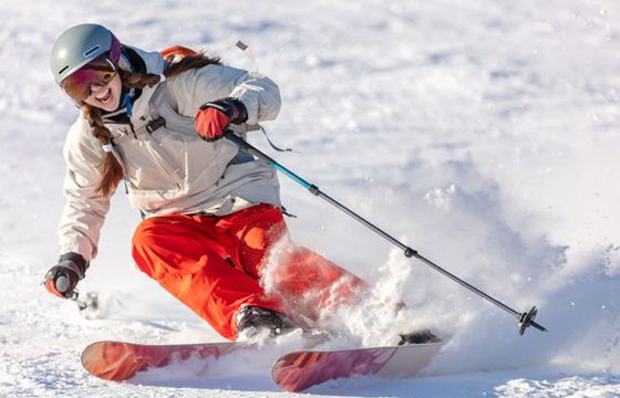 Nie warto ryzykować zimowych wyjazdów bez ubezpieczenia. Kto płaci za akcje ratunkowe w górach?