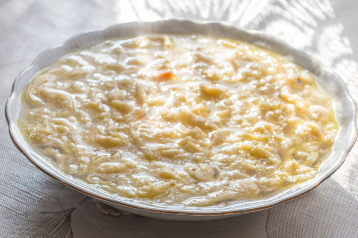 Kluski lane to znany polski dodatek do zup
