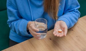 Masz problem z połykaniem tabletek? Te proste techniki mogą pomóc