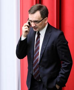 Krótki poradnik zatrzymywania ludzi. Dedykowany Zbigniewowi Ziobrze [OPINIA]