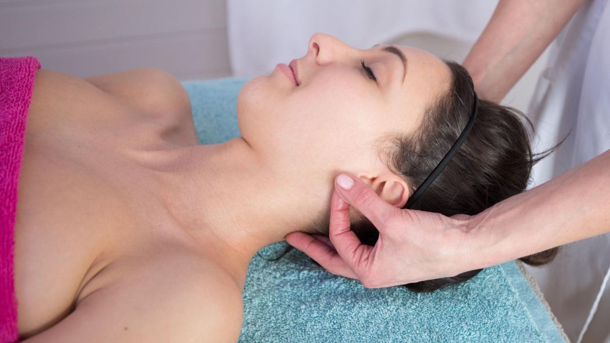 Akupresura uszu popularna jest na Dalekim Wschodzie