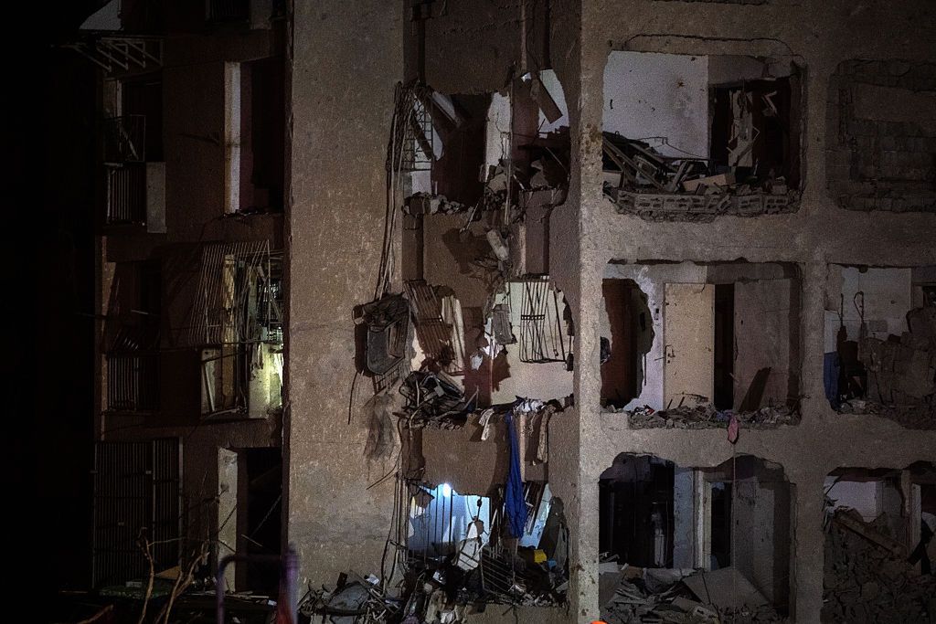 Irański pocisk uderzył w miasto Arad.