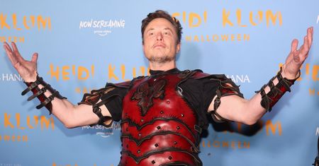Elon Musk zaprasza do narzekania. Prosi tylko o zapłacenie 8 dolarów