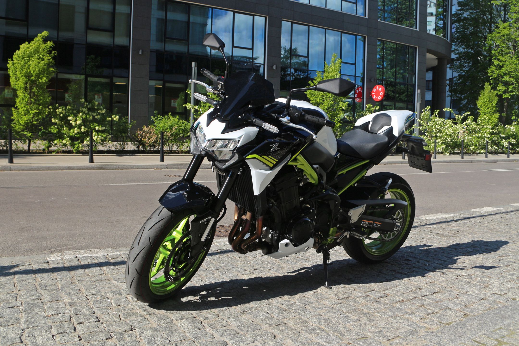 Kawasaki Z900 Performance