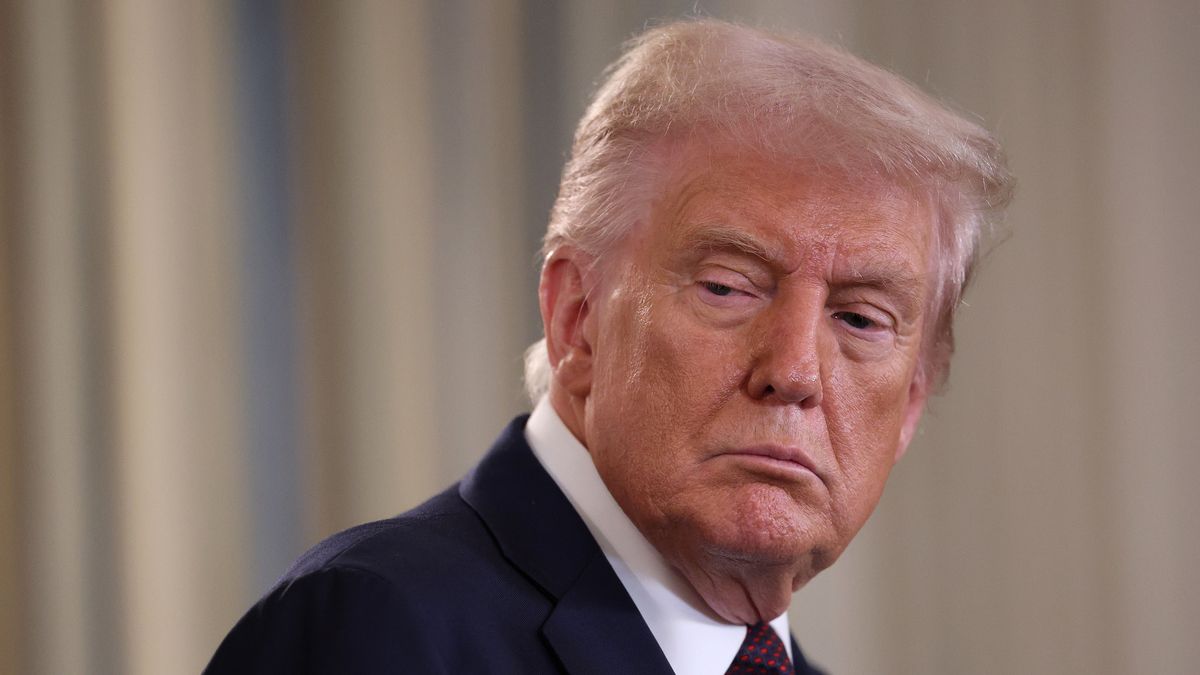 Donald Trump chce wysłać wojska do Chicago