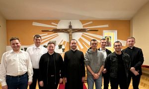 Informatyk wstąpił do seminarium. Rektor chce wprowadzić zmiany