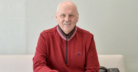 Tomasz Zubilewicz kiedyś miał... włosy! Ależ on się zmienił