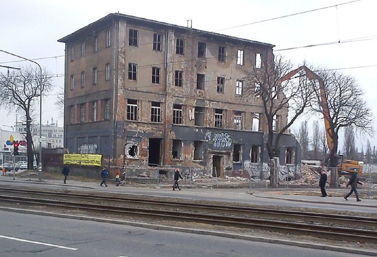 Tragedia w Warszawie. Znaleziono zwłoki mężczyzny