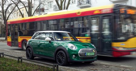 Test Mini Coopera SE: realna alternatywa dla wersji spalinowej
