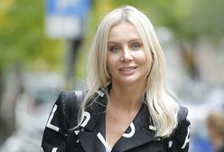 Agnieszka Woźniak-Starak w mini na mrozie. Lubi prowokować?