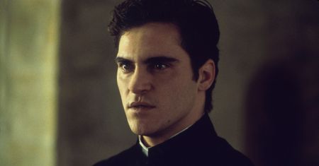 Tragicznie zmarły brat wywróżył mu wielką karierę. Joaquin Phoenix kończy 50 lat