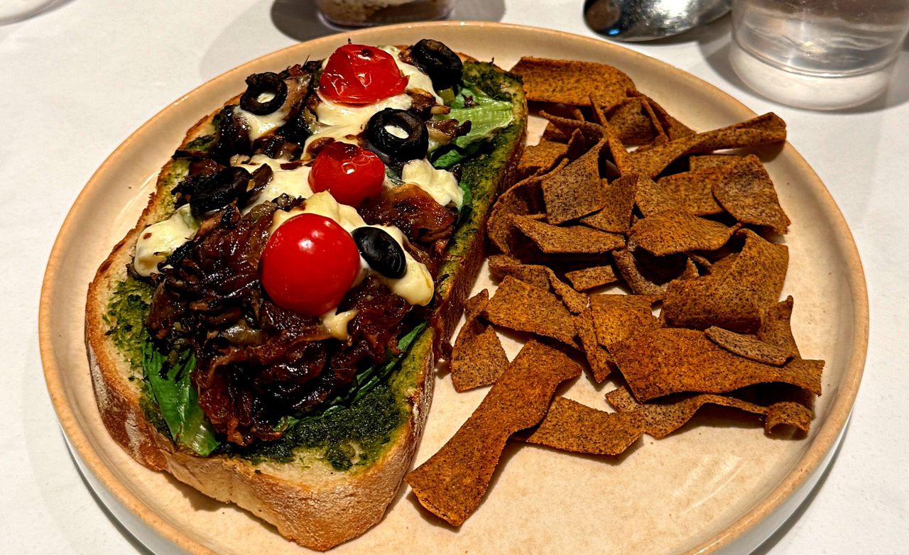 Z jakiego powodu tak bardzo lubimy chrupać?