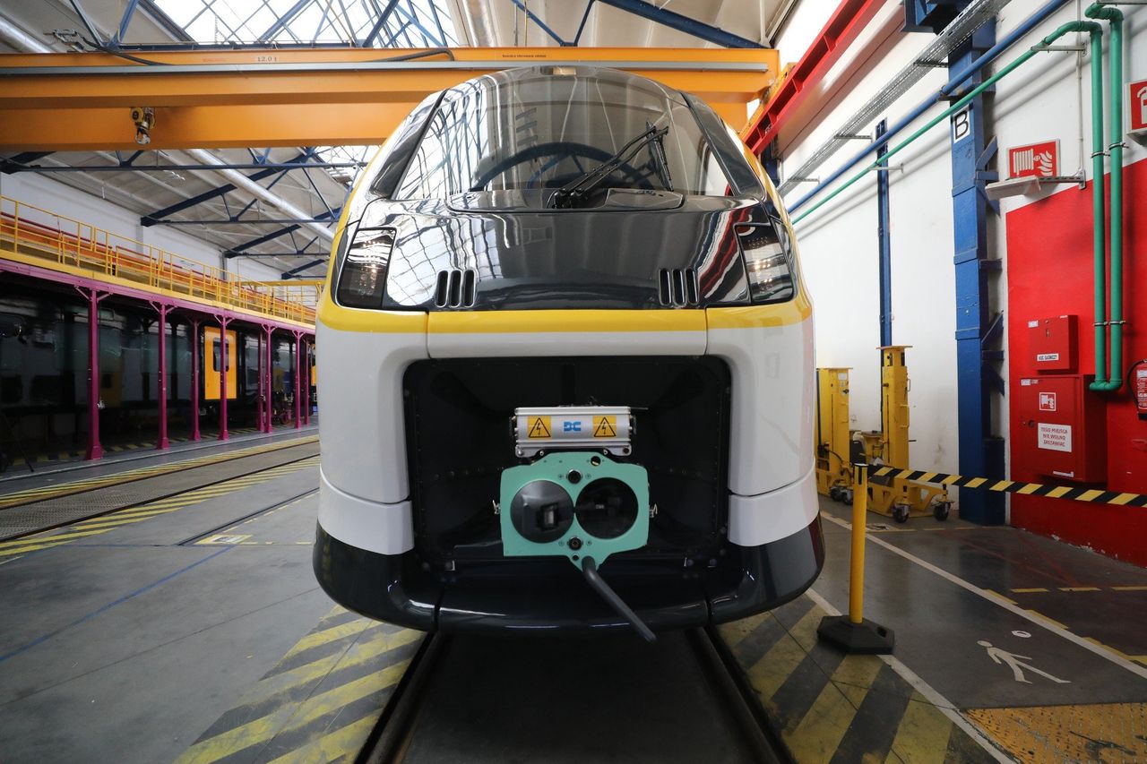 200 km/h nad morze. Największa umowa w historii PKP Intercity