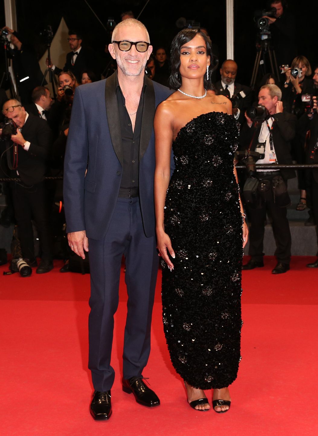 Vincent Cassel bryluje w Cannes z młodszą o 30 lat partnerką