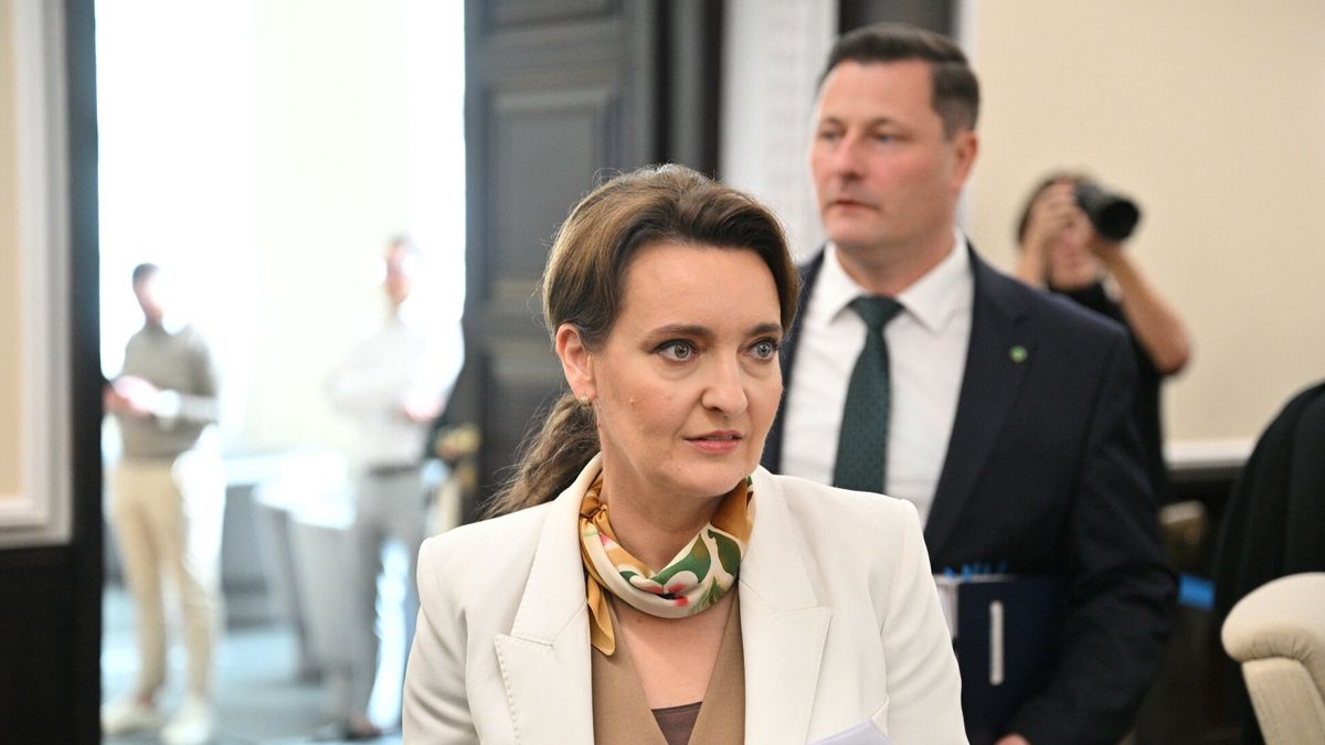 Minister ds. polityki senioralnej Marzena Okła-Drewnowicz