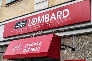 Sprzedaż w lombardzie - kiedy to się opłaca, a kiedy lepiej uważać?
