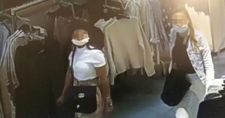 Bułgarki nagrane pod Warszawą. Okradły 14-latkę w galerii handlowej