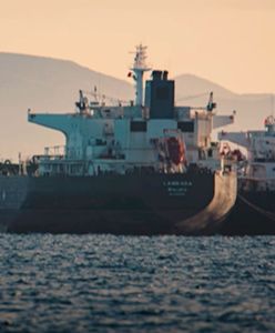 Tankowce z rosyjską ropą omijają sankcje. Grecy pokazali dowód na morzu