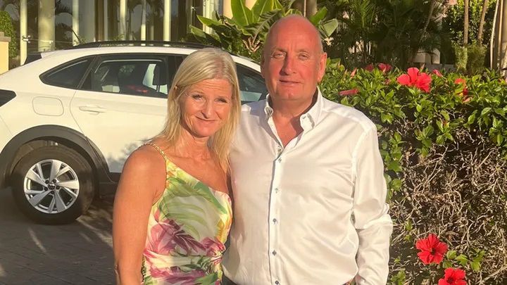 Malcolm stara się cieszyć czasem, który mu pozostał